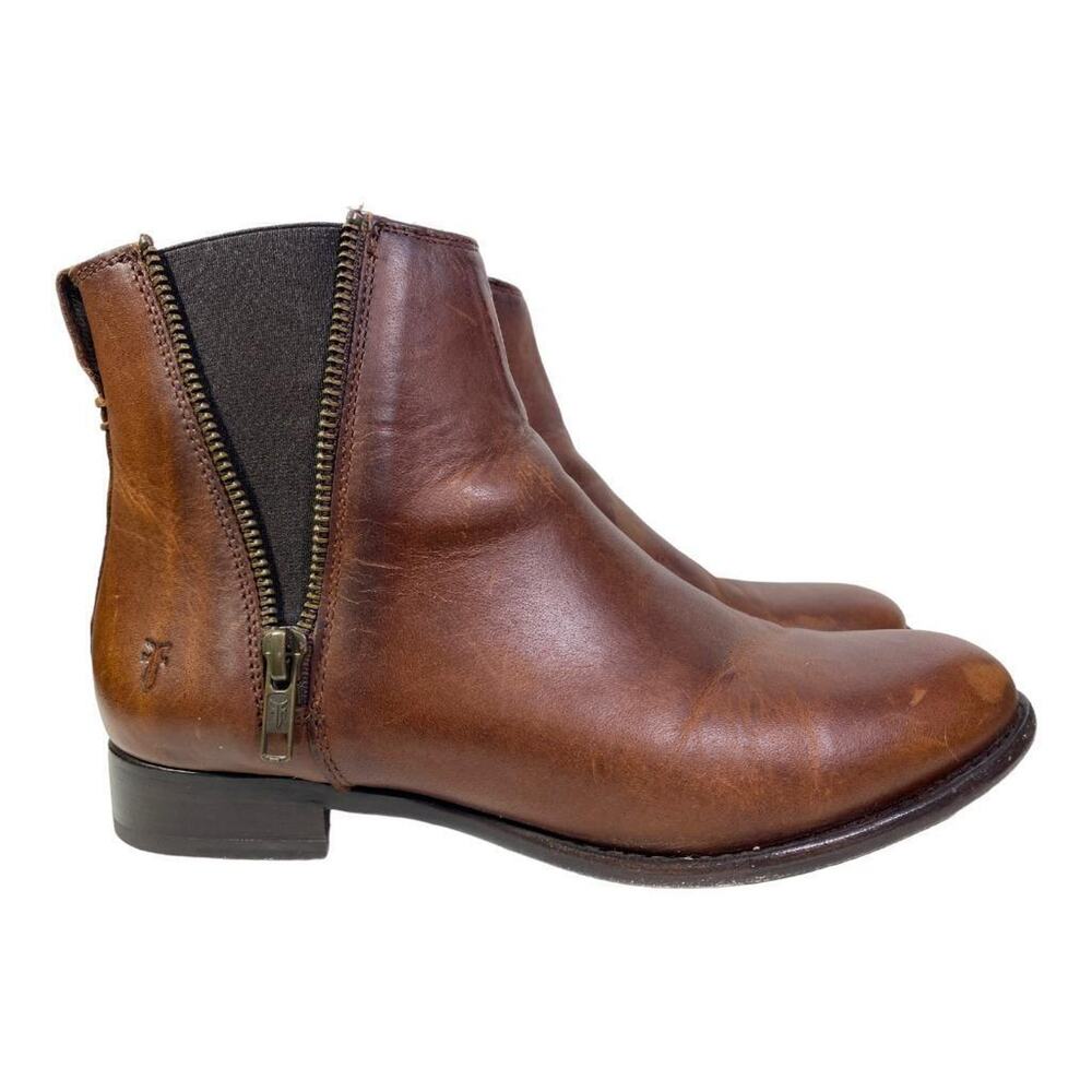 Frye Carly Zip Chelsea Boot Women size 7.5 Brown Leather